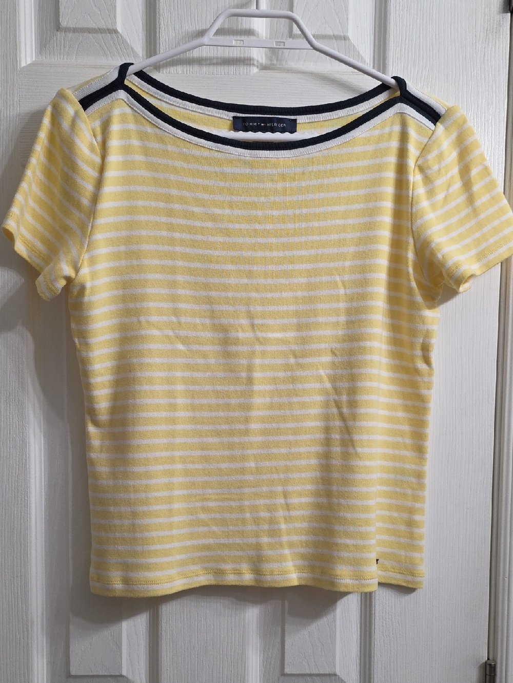 Tommy Hilfiger Yellow & White Striped Short Sleeve Top - Size M - Picture 3 of 7